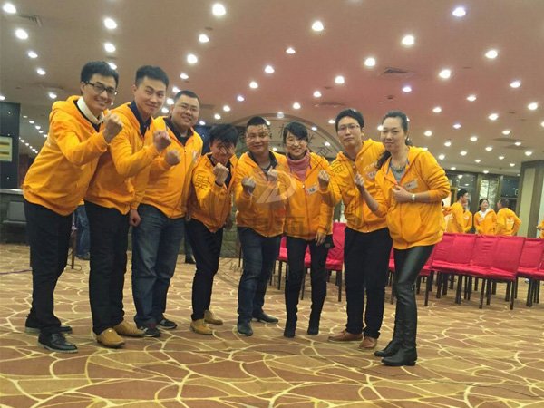 ���̠I(y��ng)��(zh��n)��С�M��Ӱ