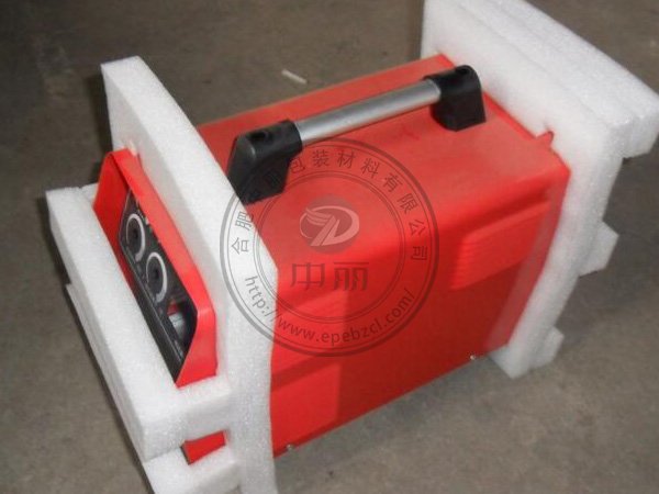 ���b����